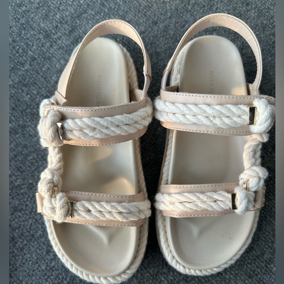 Open toed sandal with rope&knot detailing - Picture 3 of 8